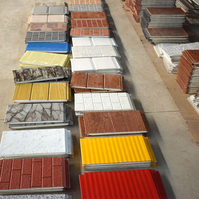 Moderno estilo de design resistente ao fogo poliuretano de lã de rocha painel de sanduíche para parede exterior