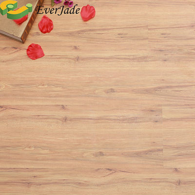 AC5 Taxa de resistência ao desgaste e 12 opções de cores de piso laminado com tecnologia alemã