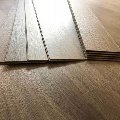 AC4 8 mm 12 mm Hdf Mdf Alemanha Impermeável Classe 33 Pavimento laminado de madeira para uso económico