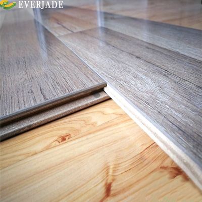 Pavimento laminado de espessura de 12 mm para tipo de instalação T G e tamanho de prancha de 1218x198 mm