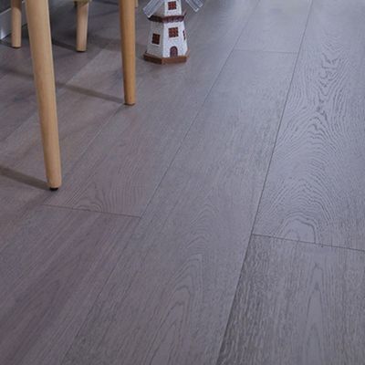 Colour de carvalho descontinuado 12 mm Indoor Laminated Floor Tile Roll Mdf Pavimento de madeira