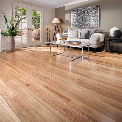 Experimente a beleza e a durabilidade do chão de madeira de três camadas red oak