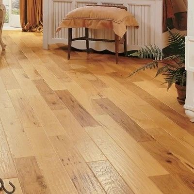 Atualize o seu quarto com o suporte técnico on-line do Herringbone Engineered Flooring
