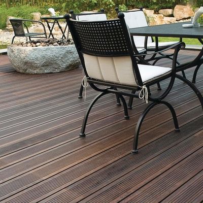 Chapas de encaixe de piso de bambu de superfície brilhante para instalação de pavimentos externos