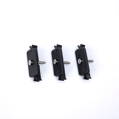 Materiais primários PP Plástico Wpc Fixação de piso de piso com clips de material de aço inoxidável