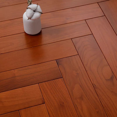 Pavimento de madeira de carvalho de espinha de peixe ecológico durável e elegante para sala de estar