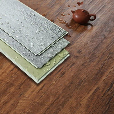 Design moderno SPC piso 1,8m 6,5mm resistente ao fogo Vinilic Marble brilhante acabamento pedra olhar cair e fechar madeira Shandong UK Warehouse