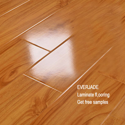 Cerejas claras Mahogany Clique mais piso laminado com bisel para design de cobertura moderna