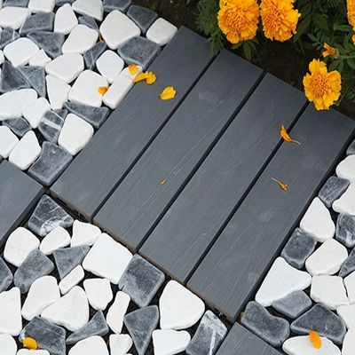 Pavimento exterior personalizado de azulejos de pedra de mármore com plataforma de compensado e moldura de alumínio