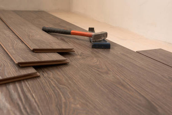 8mm 10mm 12mm AC4 HDF superfície em relevo laminado piso de madeira com e tecnologia alemã