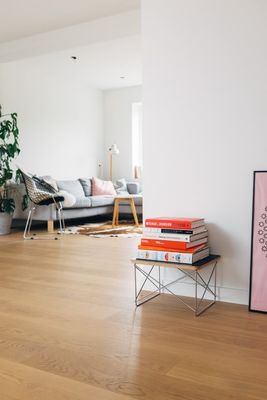 CE Certificado PVC ignífugo Lvt Clique Vinyl Plank piso 5mm 8mm impermeável Laminate Tile