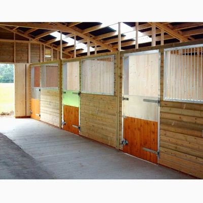 Outlet Estaleiros de cavalos Curso de corrida personalizado Clube Equestre Painéis de construção de cerca