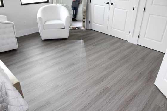 Resolução de piso durável Spc com Unilin Clique piso azulejo de plástico vinil plancha de piso