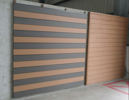 Painel de parede exterior de extrusão de WPC de cor personalizada para revestimento exterior moderno