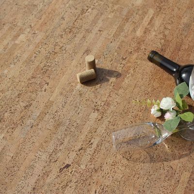 Adesivo Clique Folha de madeira natural de piso de rolos de papelão de cortiça Tabuleiro de estofamento superfície elástica confortável