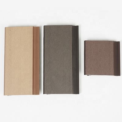 Painéis de parede de PVC WPC impermeáveis em cores personalizadas para interiores e exteriores