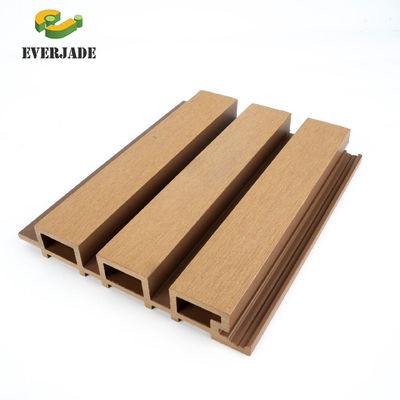Moderno Design Fireproof WPC painel de parede para casa de madeira resistente à água e durável