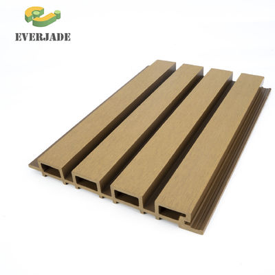 Moderno Design Fireproof WPC painel de parede para casa de madeira resistente à água e durável