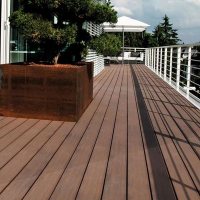 Piso de barco Teca sintética Decking personalizável e composto de madeira e plástico