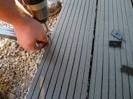 DIY Cinza Luminosa Profundamente Rebocada Coextrusão Piscinas Impermeáveis Plancas Exteriores Piso Wpc Decking
