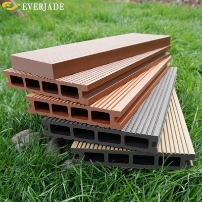 10,3%-1,4% Densidade Interlocking Garden Decking Perfeito para o exterior e 100% reciclável