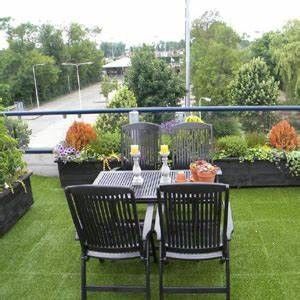 Interligação de azulejos de relva falsa para relva artificial Tamanho 300x300x22/25mm Drenagem