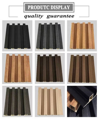 Painéis de revestimento de parede de vinil Painéis de painéis de parede de PVC de grãos de madeira para escritório doméstico moderno